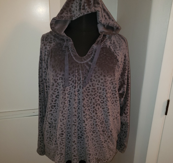 Blush XL 16 18 gray leopard velour hoodie - Picture 2 of 9
